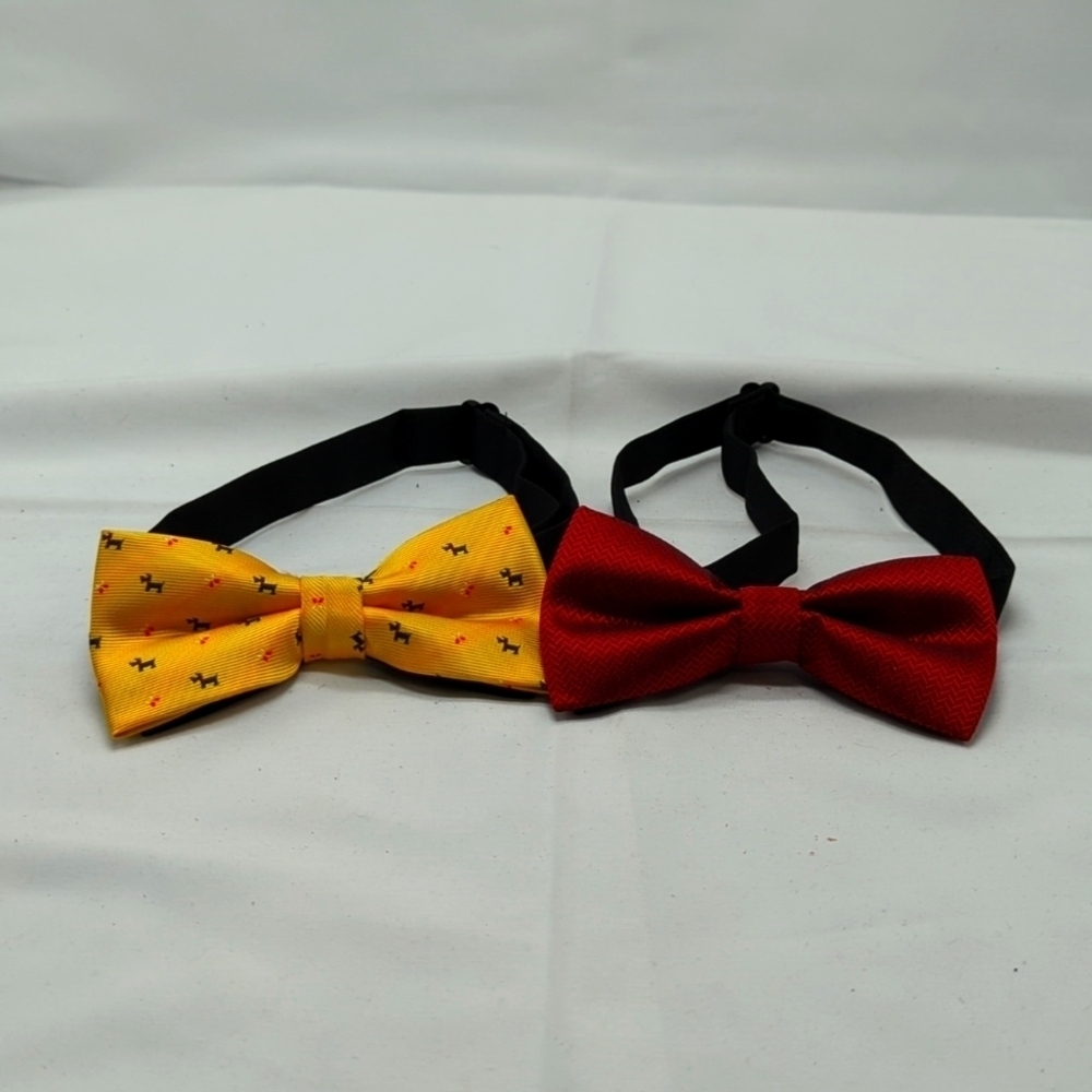 2 Bowties (puppies)